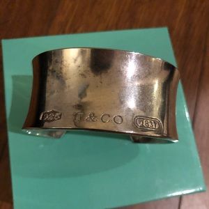 💙Tiffany & Co. 1837 Wide Cuff Bracelet💙